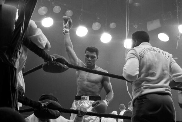 Ali-KO-Liston- MA-1033(10)
